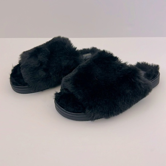 Shoedazzle Claudia Black Fuzzie Slipper Slides Size L (9-10) - Picture 3 of 5
